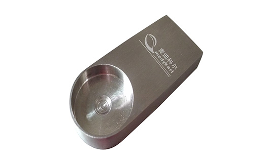 激光雕刻加工打造時尚工藝品